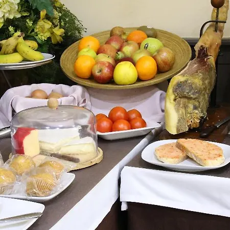 塔拉维瑟拉酒店 酒店