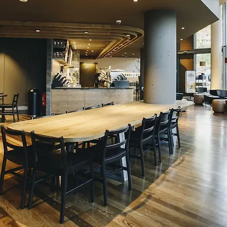 B 3* Barcelona