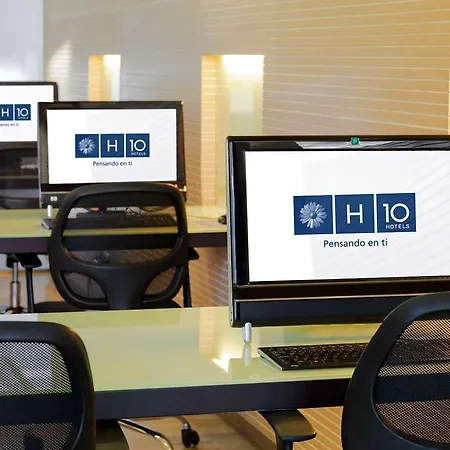 H10 Marina Отель 4*