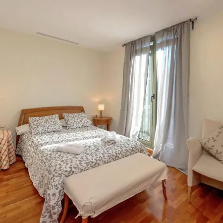 Appartamento Plaza Catalunya-rda-universidad By Interhome *