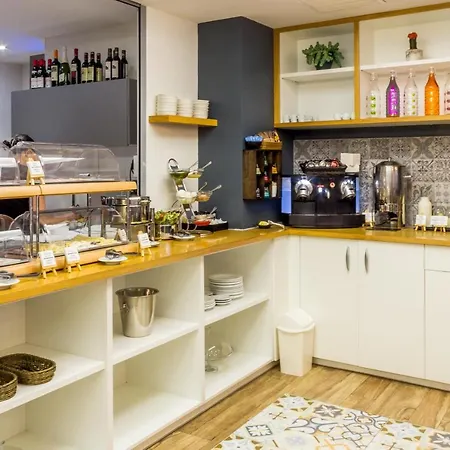 Apart-suites Hostemplo * Barcelona