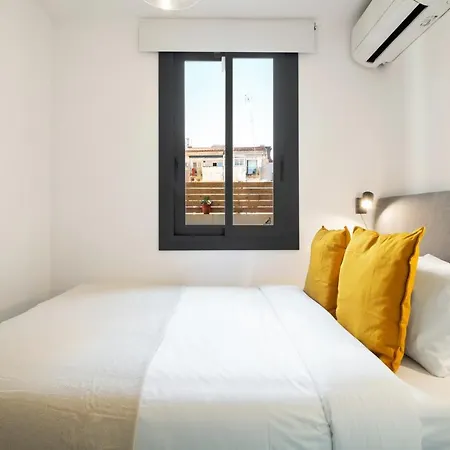 Amazing 3 Bedroom With Terrace In Poble-sec Appartement *