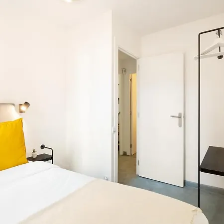 Amazing 3 Bedroom With Terrace In Poble-sec Appartement