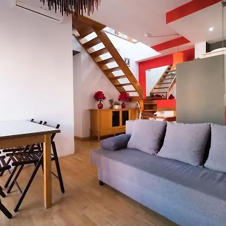 6 Pax Duplex Penthouse Las Ramblas Barcelona Lägenhet *