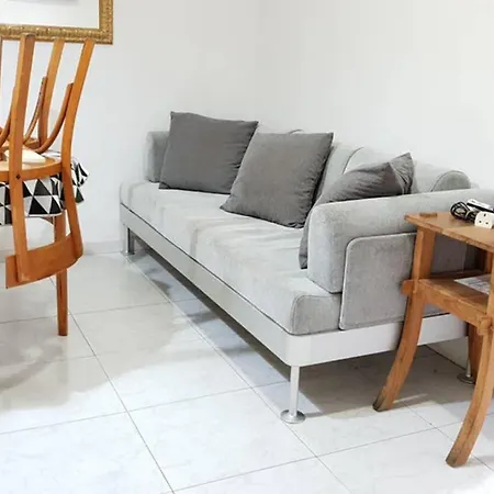 5 Pax Santa Monica Ramblas Appartamento Barcellona