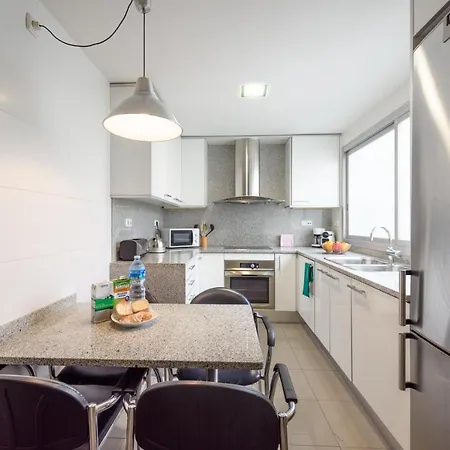 Ramblasrentals Stylish Bright 3br New Catalan Flat 10m Ramblas - Parking - Wifi Appartamento *