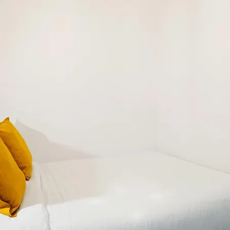 Amazing 3 Bedroom With Terrace In Poble-sec Appartement