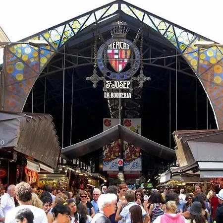 7 Pax Montserrat RAMBLAS BARCELONA * Barcelona