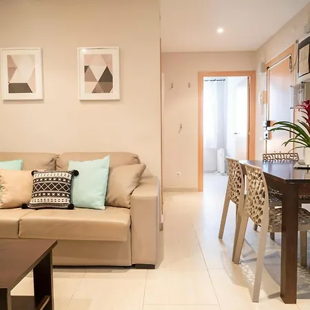 The Family Host - Lost Garden Ciutadella Park Apartment *