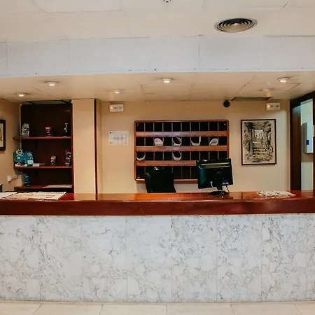 Augusta Apartahotel 3*