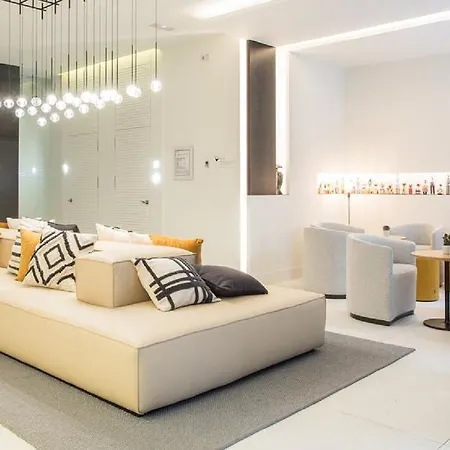 Hotel Denit 3*