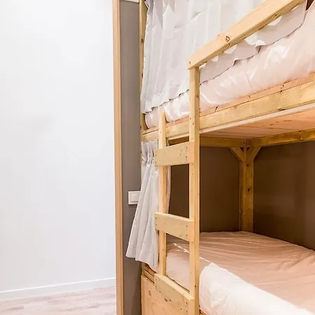 Ant Hostel
