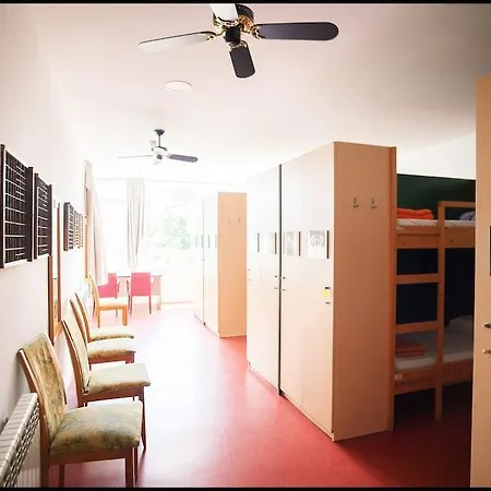 Inout Hostal *
