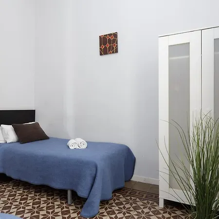 Key Plaza Universidad - Gran Via Apartamento *