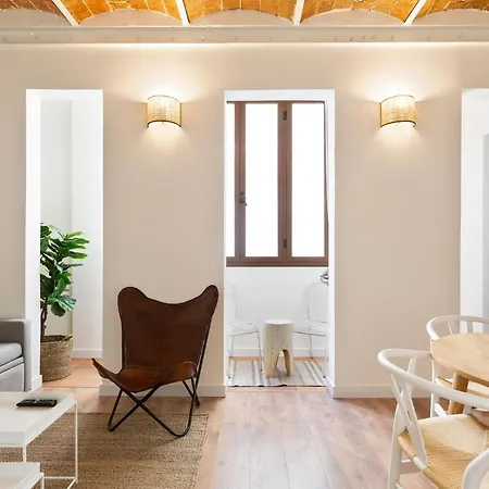 Diagonal By Olala Homes