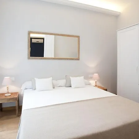 Two Sisters Apartment