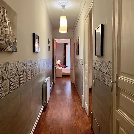 Charm Rambla Catalunya Apartment *