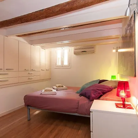 Bogatell Beach Stylish Loft