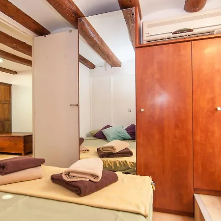 Bogatell Beach Stylish Loft Barcelona
