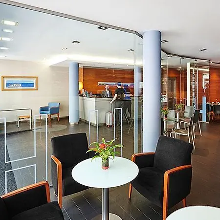 Hotell Century 3*