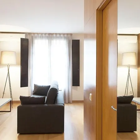 Aspasios Plaza Real 3* ברצלונה