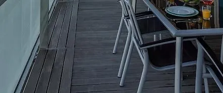 Unique Rentals-seafront Luxe Apartment *