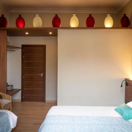 Konukevi Ciudadela 3*