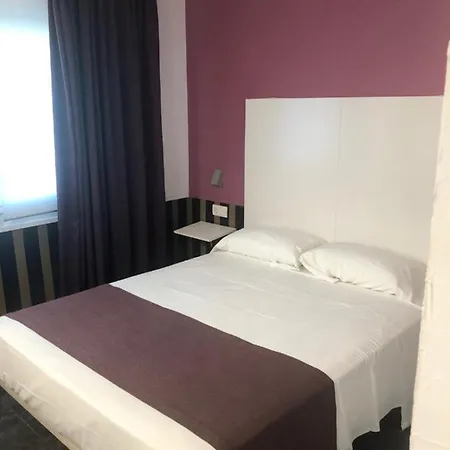 Hotell Colors 2*