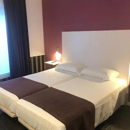 Hotell Colors 2*
