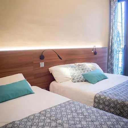 Konukevi Ciudadela 3*