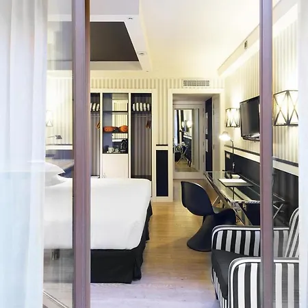 Hotel Europark 3*