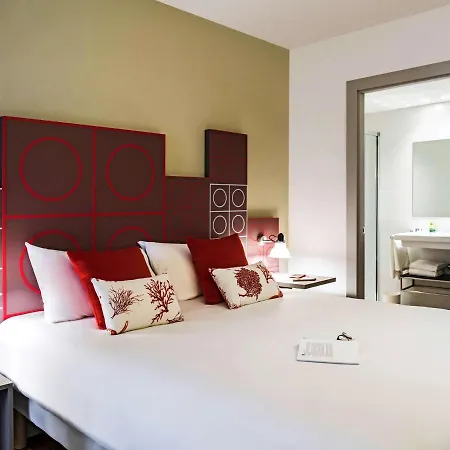 Ibis Styles Centre Hotel 2*