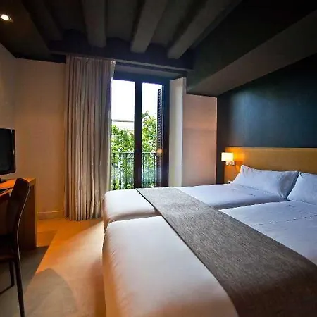 Otel Arc La Rambla 3*