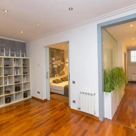 Centro- Passeig De Gracia - Casa Batllo By Interhome Barcelona