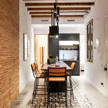 Amazing New With Rooftop Jacuzzi *