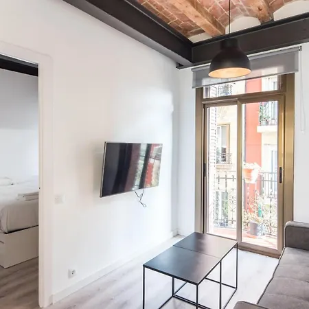 Homenfun Sants With Montjuic Views Apartamento Barcelona