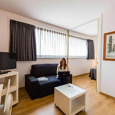 Hotel Atenea 4*