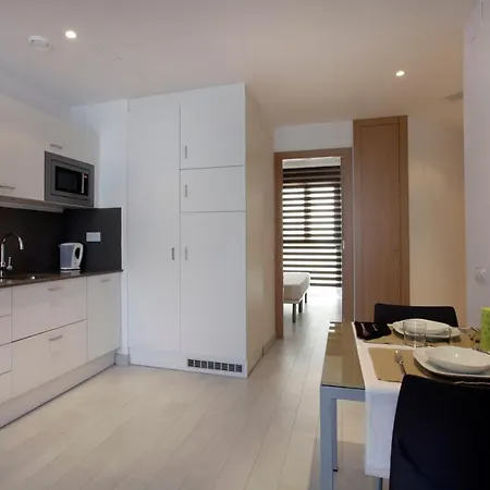 Apartamento Fisa Les Corts Barcelona