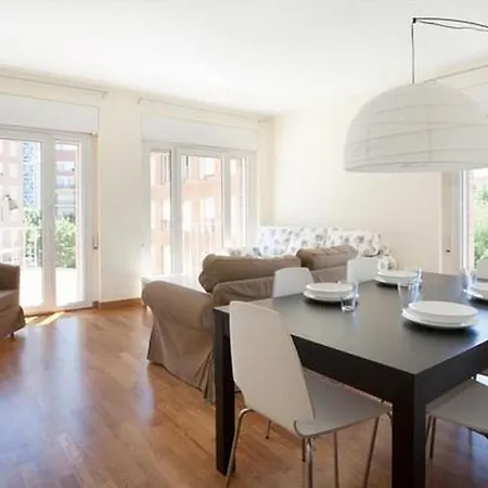 Ab Olympic Village Beach Apartment