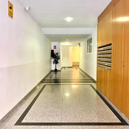 Apolo Konukevi Barselona