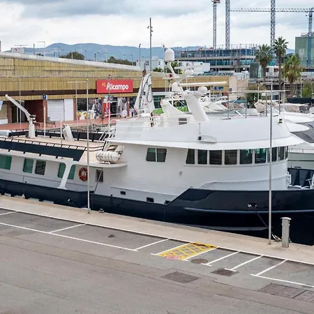 Luxury Boat Barcelona Sant Adria de Besos