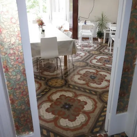 Guest house Eixample 2*