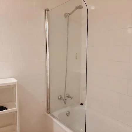 Lumine Luxury By Gaiarooms بيت ضيافة برشلونة