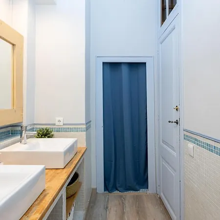 Luxurious-historical With Terrace Barcelona