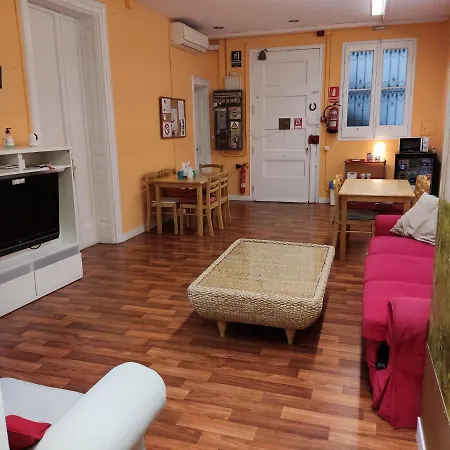 Konukevi Del Palau 2*