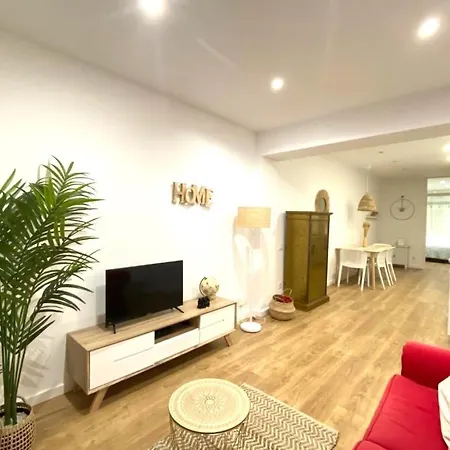 Apartamento Lovely New 20 Minutes From Center. *