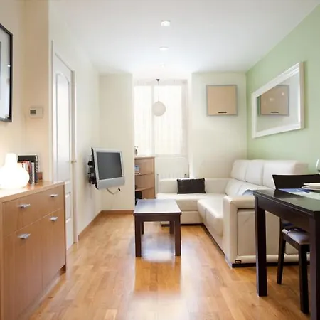 Rentbcn Gracia Jardinets * Barcelona