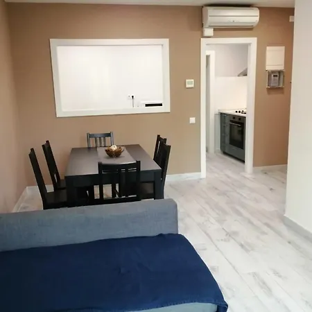 아파트 Diagonal