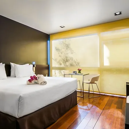 Ikonik Angli Hotel 4*