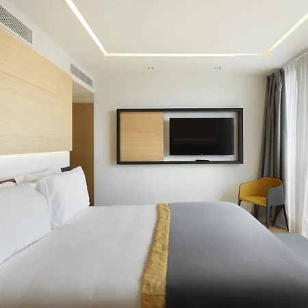 Exe Plaza Catalunya Отель 4*
